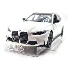 BMW G81 M3 Touring (2023) - biely - Bburago - 1:24