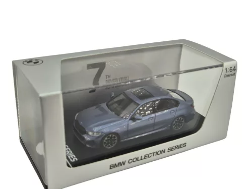 BMW 50. výročie – 7 generácií – BMW séria 3 – v darčekovej krabici – BMW / Minichamps – 1:64