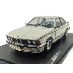 BMW E24 635 CSi coupe (1984) - biely - Solido - 1:18