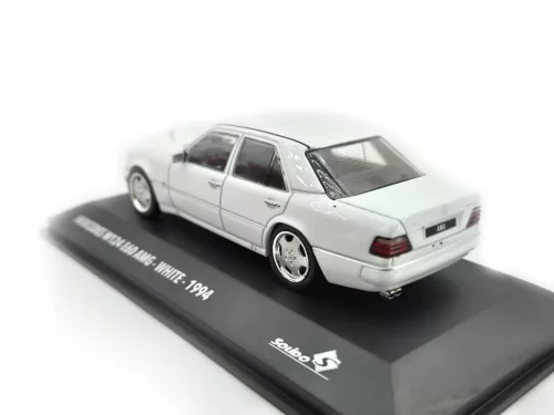 Mercedes 500E W124 E60 AMG (1994) - Solido - 1:43