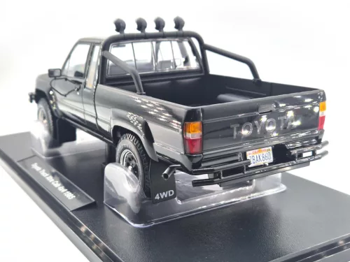 Toyota Hilux Pick-Up - Návrat do budúcnosti - Back to the Future - KK-Scale - 1:18