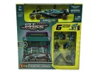 Aston Martin Pit Stop - boxová ulička, výmena kolies dioráma - AMR25 F1 (2025) - #18 Lance Stroll - Bburago - 1:43