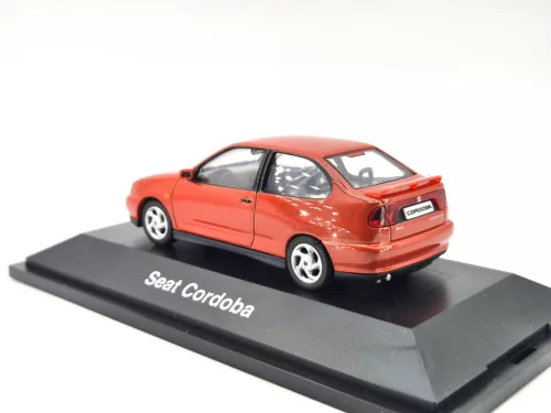 Seat Cordoba (1993) - meď - Edicola - 1:43